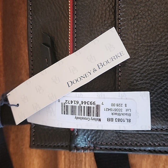 Dooney & Bourke Mallory Crossbody Black NWT HOST PICK - Picture 2 of 10